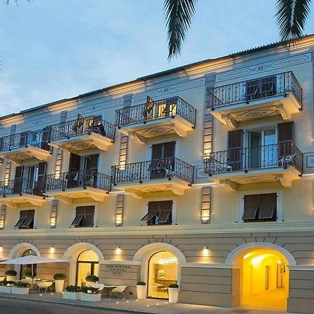 Hotel San Pietro Palace ฟีนาเลลีกูเร ภายนอก รูปภาพ